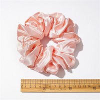 Usine directement personnalisée 100% 6A chouchous pour cheveux en soie avec logo, chouchou en satin de soie