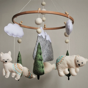 Motif de couture <span class=keywords><strong>mobile</strong></span> pour berceau en feutre de laine | Montagnes, nuages, renards, ours, arbre pour ornements de chambre de bébé - Product Image 2