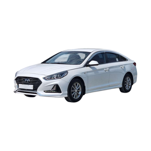 Económico Sedán Blanco 2019 Nuevo con Asientos Eléctricos y GLP, un Sedán Familiar Económico - Product Image 1