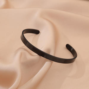 Bracciale da donna con incisione in acciaio inossidabile 316L gioielli ispirati personalizzati bracciale da uomo aperto in metallo semplice argento bianco - Product Image 6