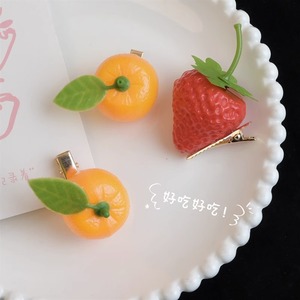 Frange latérale amusante et originale en forme de fraise et d'orange sur le front, pinces cassées, pinces à cheveux bec de canard - Product Image 3