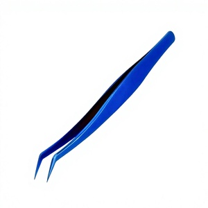 Pince à épiler pour sourcils DANTRIC IMPLANTS, pointe bleue pointue, acier inoxydable, modèle 89910, design moderne et durable pour une épilation précise - Product Image 1
