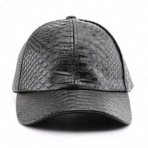 Casquettes de baseball de luxe en cuir à motif léopard avec boucle métallique à 6 panneaux, personnalisables, pour le sport et les voyages en extérieur, vente en gros - Product Image 3
