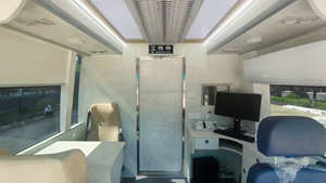 7-9 मीटर गोल्डन ड्रैगन डॉक्टर मोबाइल क्लिनिक वाहन, वैश्विक बिक्री के लिए उन्नत चिकित्सा जांच बस - Product Image 4