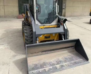 Chargeuse compacte LiuGong 355C d'occasion en état d'origine, équipement <span class=keywords><strong>de</strong></span> construction LiuGong 355C 395B, chargeuse compacte d'occasion à vendre - Product Image 3