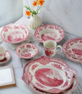 Assiette de Noël en Porcelaine Série Château Rouge Occidental, Écologique, Peinte à la Main, Haute Qualité, Assiettes et Bols Grands et Petits - Product Image 3