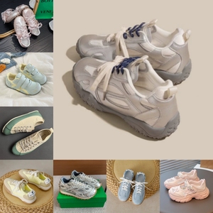 Vente en gros de baskets décontractées pour hommes et femmes, styles variés, stock en vrac, assortiment aléatoire, chaussures épaisses blanches et colorées, lot - Product Image 3