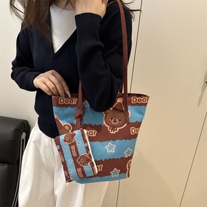 2026 Nieuwe Cartoon Beer Canvas Handtas voor Dames Grote Capaciteit Schattige Mode Feng Shui Emmerschoudertas - Product Image 2