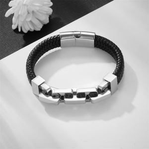 Bijoux de créateur de mode de haute qualité en gros, chaîne en acier inoxydable, bracelets en cuir véritable - Product Image 4