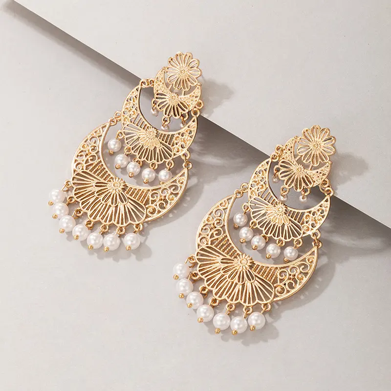 New Trendy Metal Korean Fashion Luxury Designer Women Jewelry Scalloped Pearl Gold Earrings