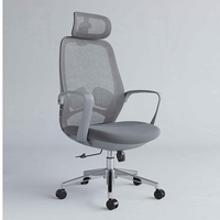 Chaise de bureau ergonomique en maille de style moderne avec accoudoirs fixes, dossier haut et fonction d'inclinaison