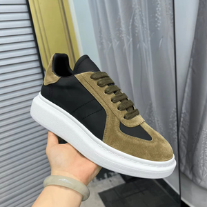 รองเท้าผ้าใบแบบสวมลำลอง Alexander สำหรับผู้ชายและผู้หญิง ระบายอากาศได้ดี หนังผสมสี พื้นหนา มีเชือกผูก น้ำหนักเบา รุ่น Queen - Product Image 1