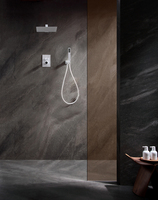 Ensemble de douche thermostatique mural blanc moderne avec affichage numérique, mitigeur de pluie et pommeau carré pour salle de bain