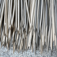 Tuiles de toit en chaume synthétique artificiel, tuiles en plastique résistantes à la chaleur pour les pavillons de jardin extérieurs et la décoration des temples