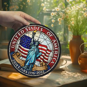 Pendentif attrape-soleil en vitrail, décoration pour le 250e anniversaire des États-Unis 1776-2022 - Product Image 2