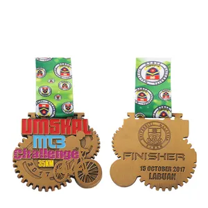 Médaille et trophée de récompense sportive en métal 3D personnalisé souvenir du Koweït plaqué or vierge bon marché en gros