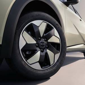 比亚迪海豚纯电动车全选装四轮驱动新能源汽车时尚设计，续航里程301公里，最高时速150公里/小时，二手电动车 - Product Image 4