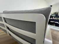 Ensemble de meubles d'extérieur en aluminium de style américain de luxe 2025 avec coussins gris et table à plateau en verre