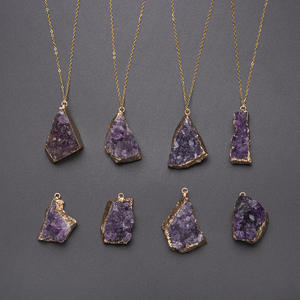 천연석 크리스탈 펜던트 크리스탈 클러스터 드루지 스톤 자수정 Geodes는 금도금 목걸이로 덮여 있습니다 - Product Image 5