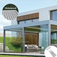 Système de toiture à lamelles motorisées en aluminium moderne, imperméable et réglable, pour balcon bioclimatique en aluminium