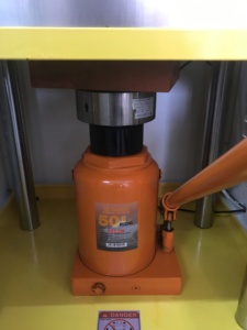 Новый Ручной пресс вакуумный вулканизирующий пресс для обработки резины/пластика с надежным двигателем и компонентами ПЛК - Product Image 3