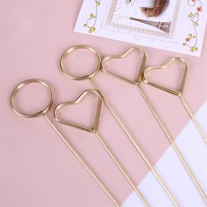Paquete de 10 Adhesivos Metálicos Dorados en Forma de Estrella de Cinco Puntas y Corazón para Tarjetas, Accesorios de Embalaje - Product Image 3