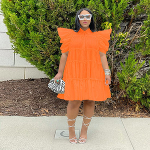 Abito in cotone plissettato a maniche a sbuffo da donna - Product Image 4