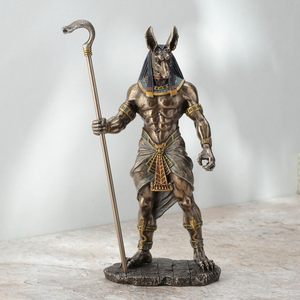 Statua Artistica in Resina Dipinta a Mano del Dio Egizio Anubis con Testa di <span class=keywords><strong>Cobra</strong></span> e Scettro, Altezza 26,7 cm, Collezione Tema Amore - Product Image 2