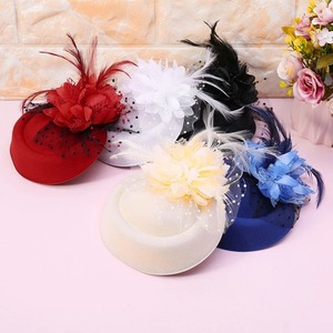 Chapeau Fascinator pour Femme avec <span class=keywords><strong>Voile</strong></span> en Maille, Fleur, Plume, Perles et Décorations Perlées, Pinces à Cheveux, Coiffe de Mariage, Nuptiale et de Cocktail - Product Image 1