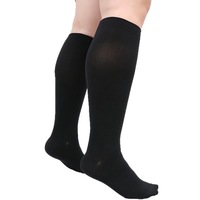 Chaussettes de compression grande taille en gros, promotionnelles, antibactériennes, en nylon, avec soutien large pour le mollet, hauteur genou, 15-20 mmHg, unisexe, taille S