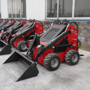 Мини-погрузчик Swift — гибкое поворотное управление и готовность к установке различных навесных устройств - Product Image 2