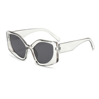 2025 personnalité transfrontalière européenne et américaine mode alien cadre épais crapaud fille chaude lunettes de soleil femmes lunettes de soleil