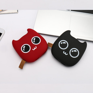 Nuovo portatile Mini simpatico telefono cellulare Power Bank Cartoon 12000mAh Logo stampa regalo Power Bank - Product Image 3