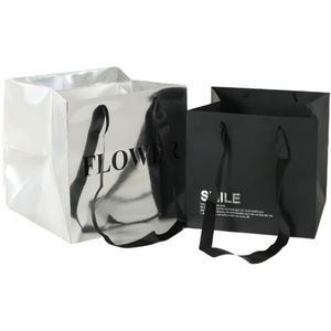 Bolsa de Regalo de Papel Blanco Ecológica Chengrui con Asa de Parche, Color Personalizado, para el Día de San Valentín - Product Image 1