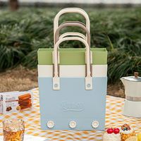 Panier de rangement rectangulaire en plastique PP écologique et portable, multifonctionnel, avec design ajouré pour drainage, style moderne et simple, pour la maison