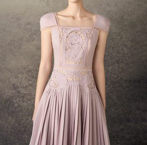 Yokids 2026 Nouvelle robe longue plissée rose de <span class=keywords><strong>marque</strong></span> vietnamienne - Product Image 3