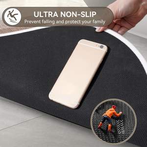 Tapis de bain Sally Horseshoe en fibre de polyester absorbant et antidérapant, tapis d'entrée de salle de bain au design minimaliste, couleur unie - Product Image 4