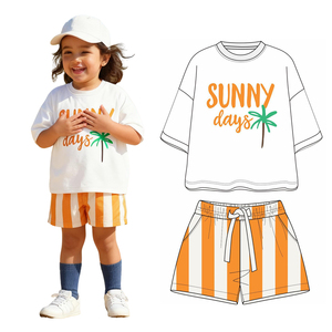 Abbigliamento estivo per bambini giorno di sole t-shirt bianca stampata con pantaloncini a righe arancioni Set di abbigliamento Casual per bambini e ragazze - Product Image 2