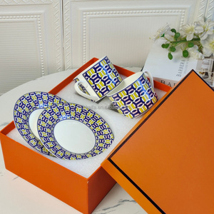 ชุดถ้วยกาแฟเซรามิกลายตารางแดงน้ำเงินสไตล์ยุโรปสุดหรู ขายดี - Product Image 5