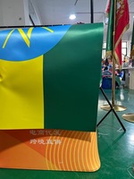 Base de mât de drapeau d'intérieur sur pied de 2m et 2,6m, personnalisable en gros, pour fanions, bureaux et salles de conférence, en tissu numérique écologique