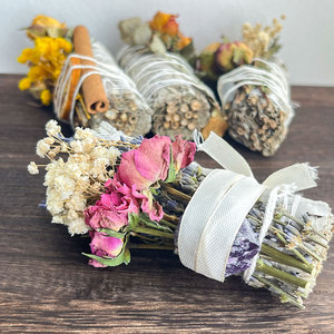 Manojos de Salvia Blanca Natural Rosa Lavanda Flor Cristal <span class=keywords><strong>Palo</strong></span> <span class=keywords><strong>Santo</strong></span> Aromaterapia Purificación Kit de Manchas Difusor de Incienso PARA EL Hogar - Product Image 4