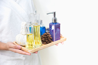 LP-833 Diméthiconer (et) Diméthiconol de qualité cosmétique, pureté 100%, agent auxiliaire chimique utilisé pour les soins de la peau et des cheveux