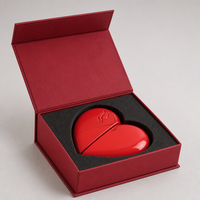 Flacon de parfum vide en gros en forme de cœur, atomiseur de voyage 25 ml, finition métallique, coloré, rechargeable, pompe pulvérisatrice, logo personnalisé, emballage OEM