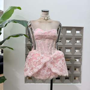 Abito Formale Elegante di Alta Qualità, Mini Abito a Linea A Senza Spalline con Decorazioni Floreali e Struttura a Lisca di <span class=keywords><strong>Pesce</strong></span> - Product Image 1