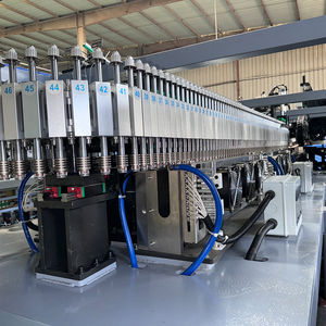 Machine de soufflage de bouteilles PET 0,7 L entièrement électrique 6 cavités 13 000 BPH à entraînement servo pour eau minérale, jus et boissons, ligne complète avec moule - Product Image 5