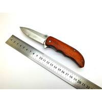 Type de matériau en acier inoxydable Couteau utilitaire de survie tactique en plein air Chasse Camping Couteaux de poche pliants