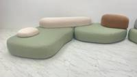 Canapé modulaire moderne Pebble, canapé sectionnel incurvé organique en tissu bouclé, mousse à mémoire de forme haute densité, multicolore, pour salons