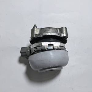 แท่นยึดเครื่องยนต์ออดี้ 4E0199381FK 4E0199381FS สำหรับ A8 D3 6.0 อะไหล่ทดแทนเหล็ก - Product Image 1