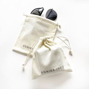 ถุงผ้าแคนวาสพิมพ์ลายตามสั่ง พร้อมโลโก้ สำหรับใส่ของและกันฝุ่น - Product Image 3