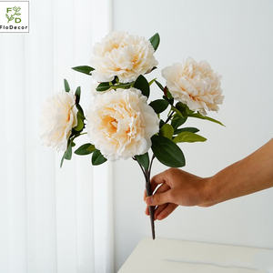Bouquet de 5 <span class=keywords><strong>petites</strong></span> pivoines artificielles en soie blanches pour la Saint-Valentin et la décoration de mariage et de la maison (vente en gros) - Product Image 2